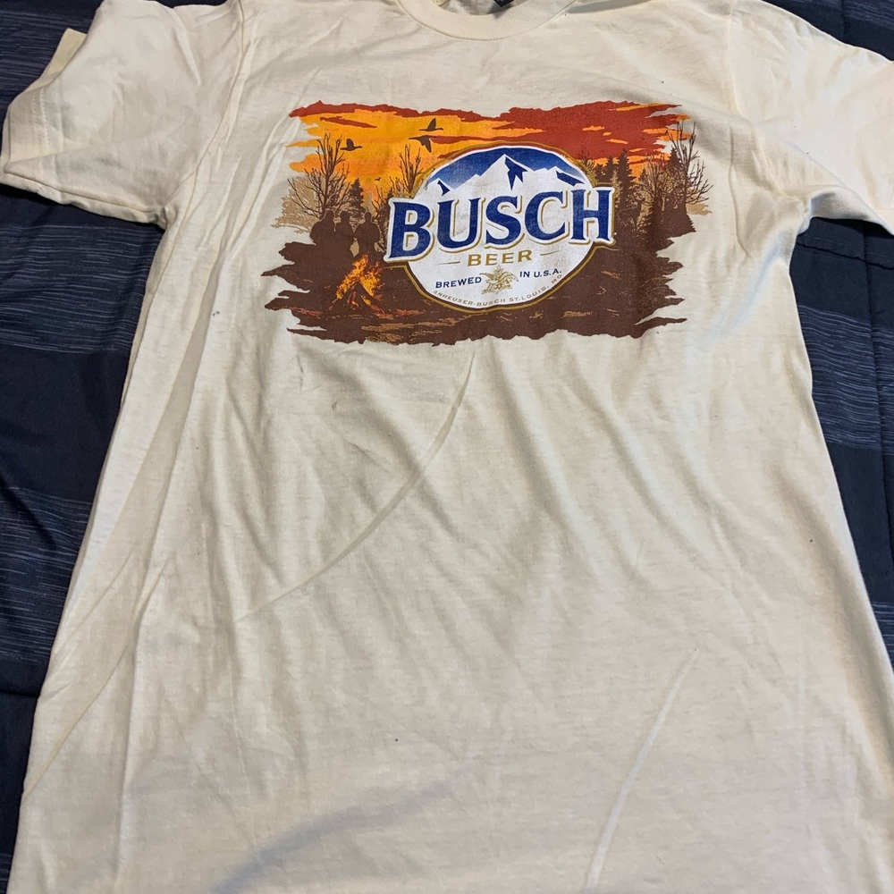 Busch beer tee